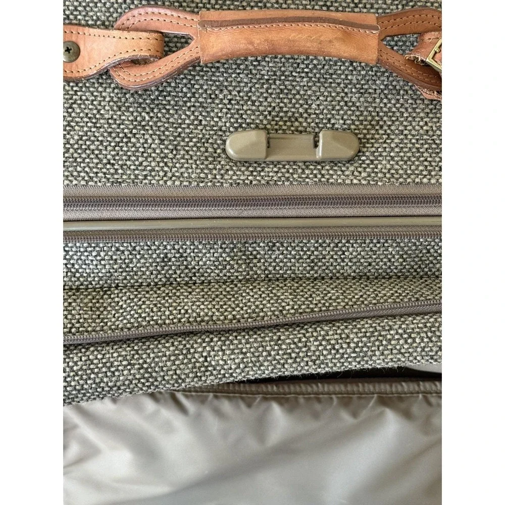Vintage Hartmann Tweed Leather Rolling Suitcase 2 Wheeled Carry On Bag 22